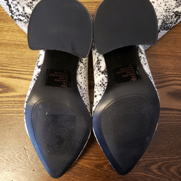 Steve Madden Women's Trent Ankle Boot 7.5M - Picture 4 of 5